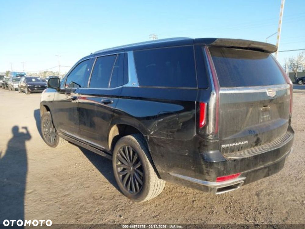 Cadillac Escalade - 7