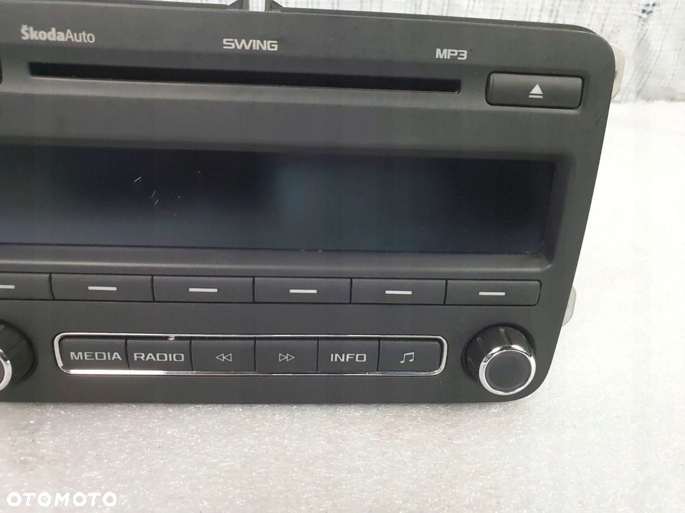 RADIO SKODA FABIA II ROOMSTER SWING 5J0035161C - 4