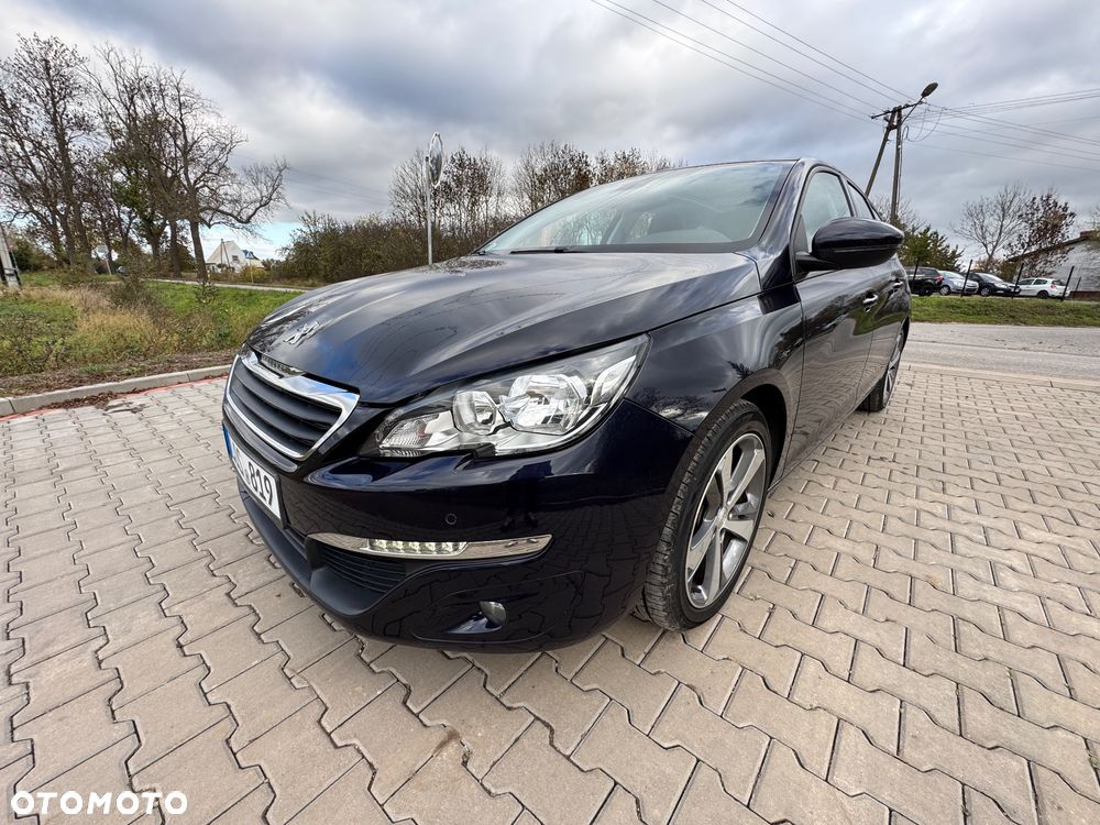 Peugeot 308 SW 1.2 PureTech Allure S&S - 16