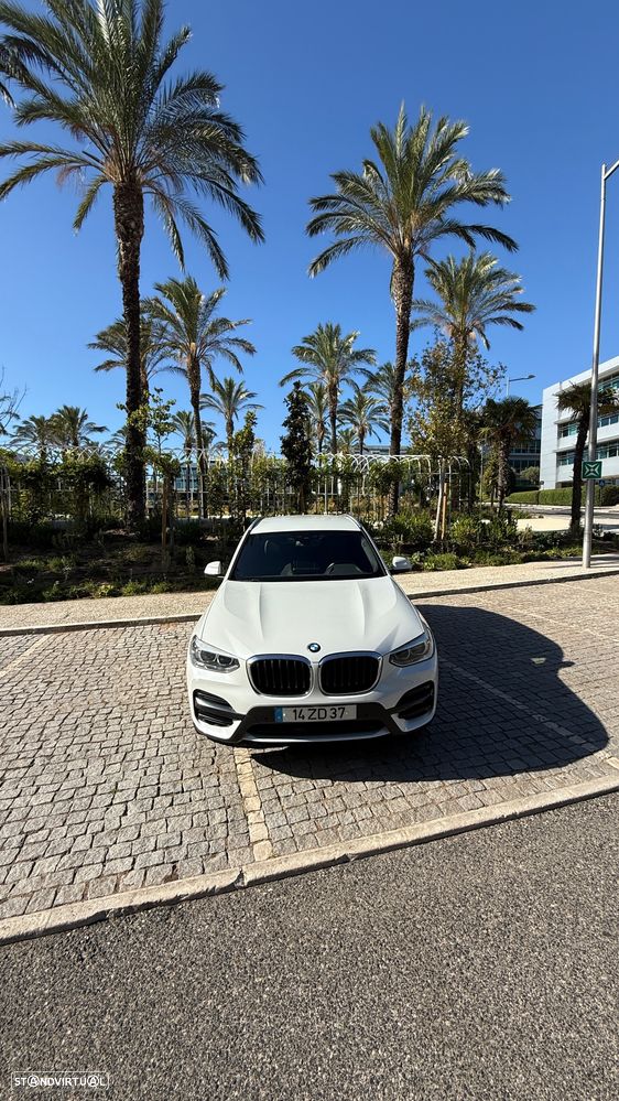 BMW X3 18 d sDrive Auto - 4