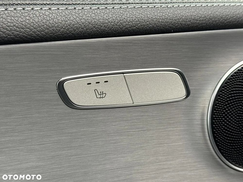 Mercedes-Benz Klasa E 300 d 4Matic 9G-TRONIC Night Edition - 11