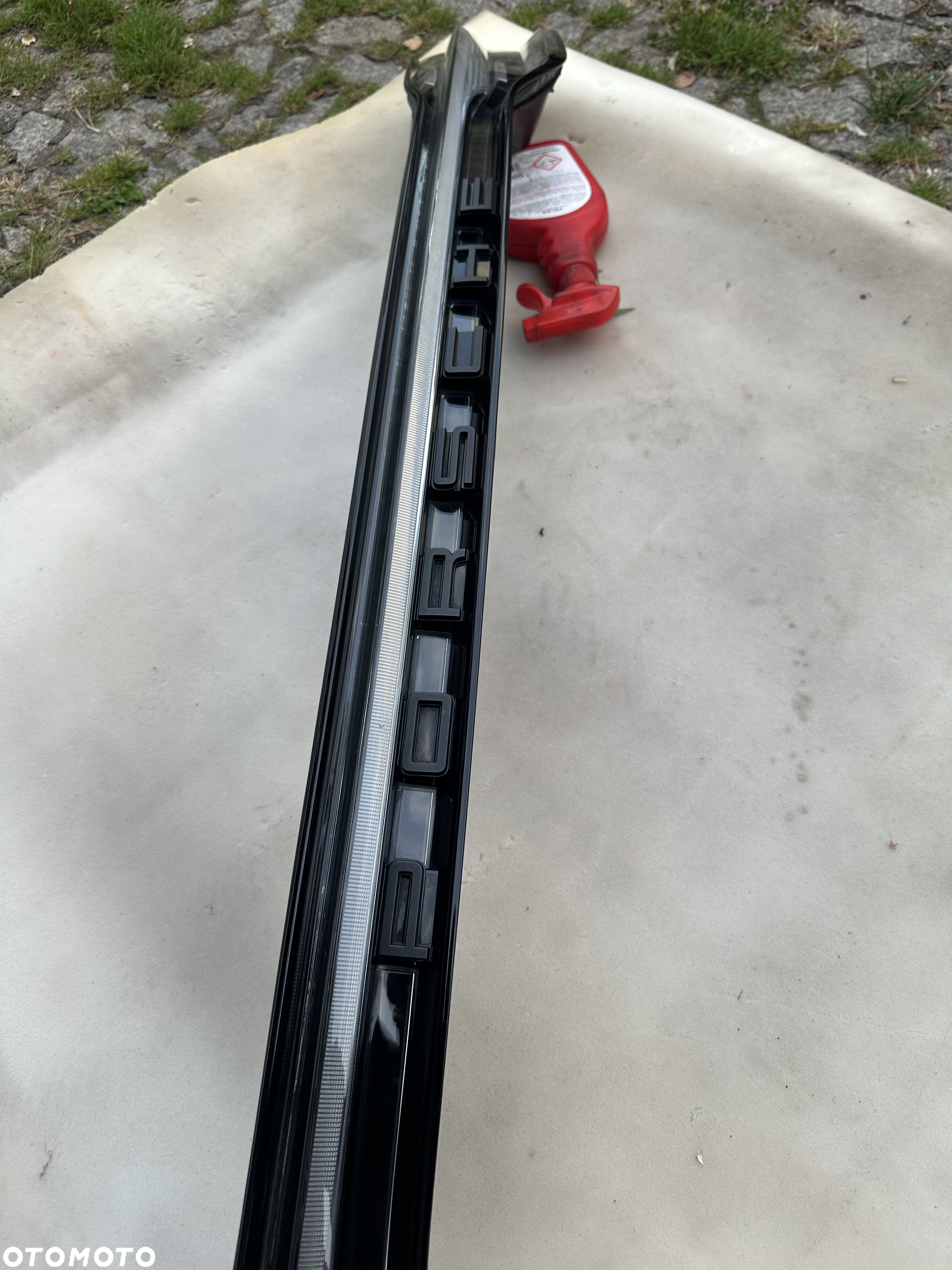 PORSCHE MACAN 95B945208K LIFT BLENDA LED TYŁ EU - 3
