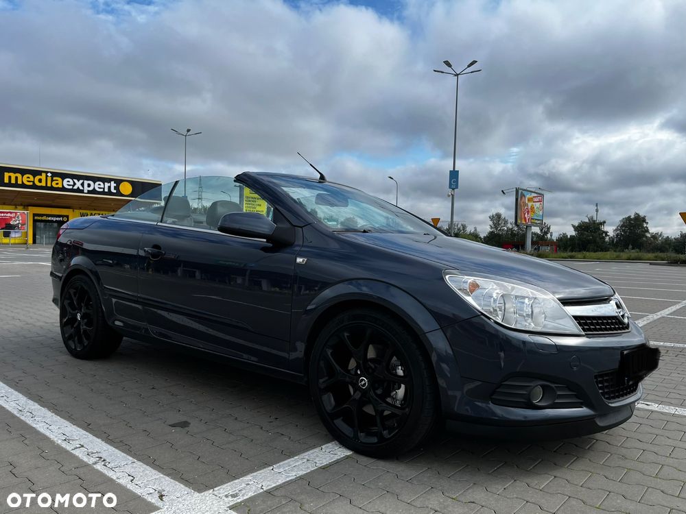 Opel Astra 2.0 T Cosmo - 2