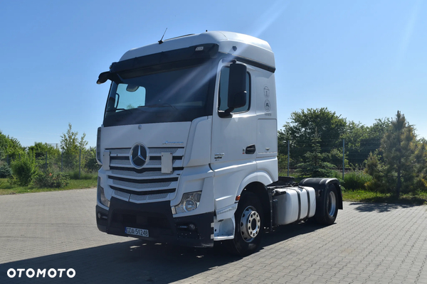 Mercedes-Benz Actros 1842