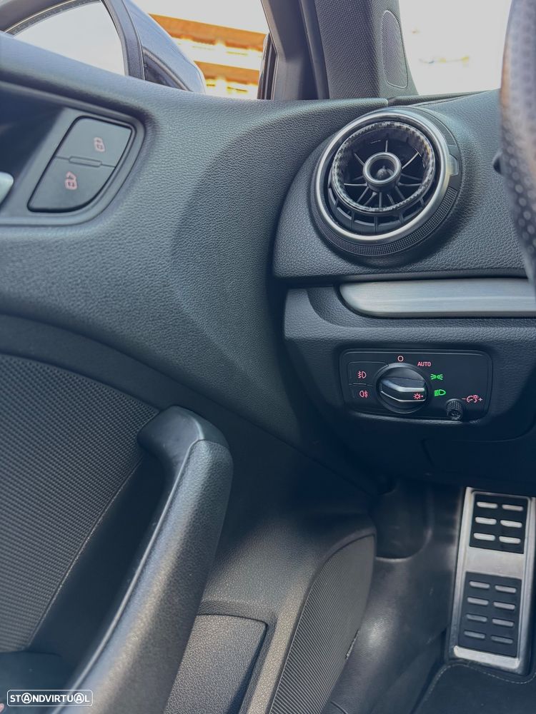 Audi A3 1.6 TDI S-line - 18