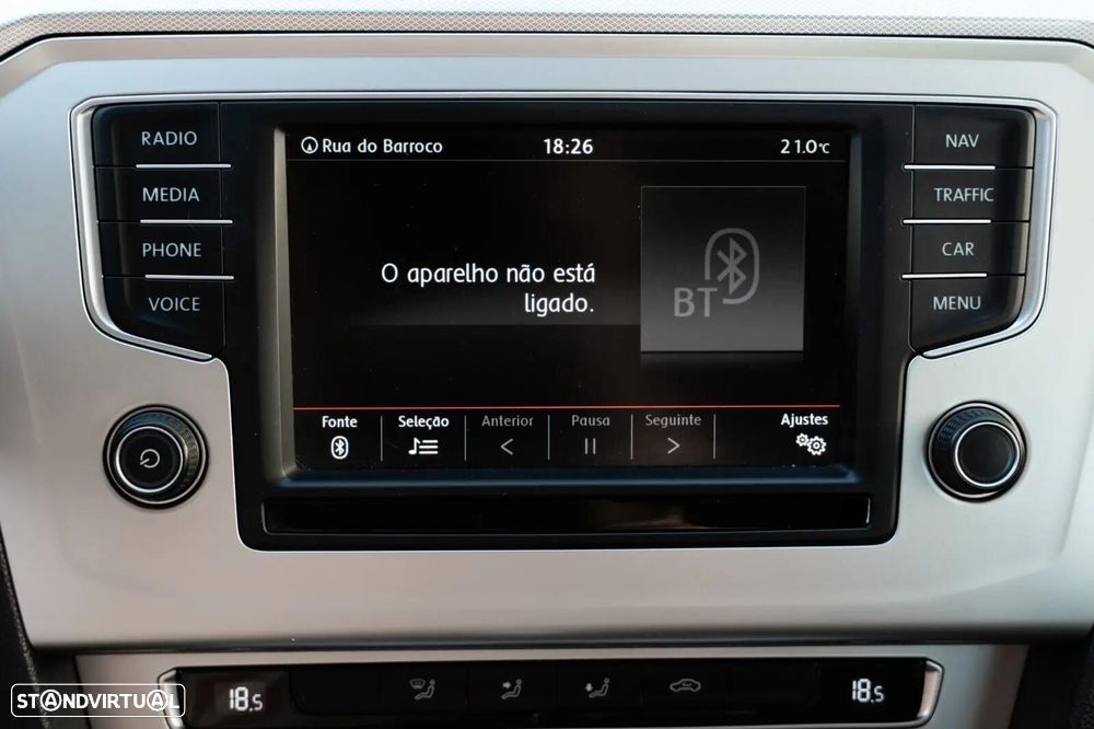 VW Passat Variant 1.6 TDI Confortline DSG - 19
