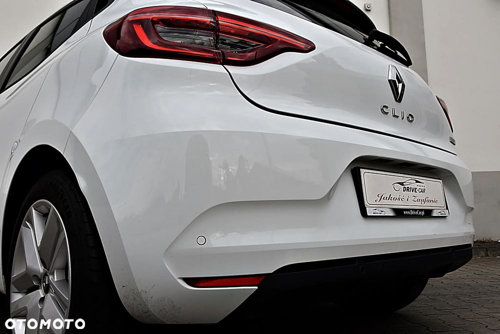 Renault Clio 1.6 E-TECH Techno - 10