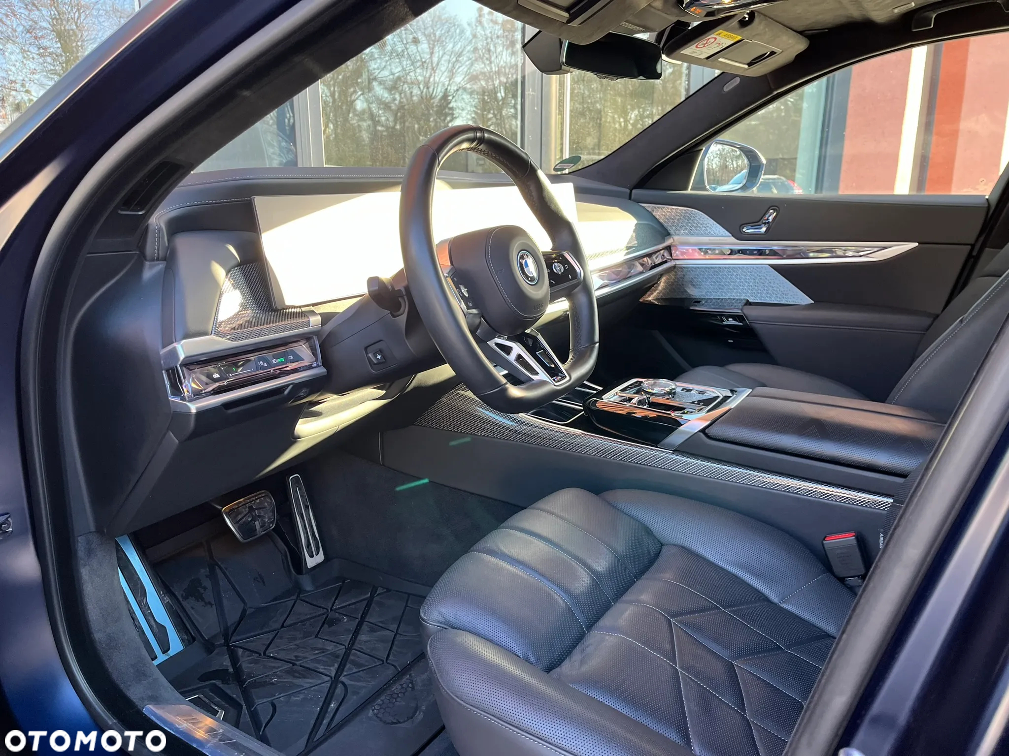 BMW Seria 7 750e PHEV xDrive M Sport sport - 12