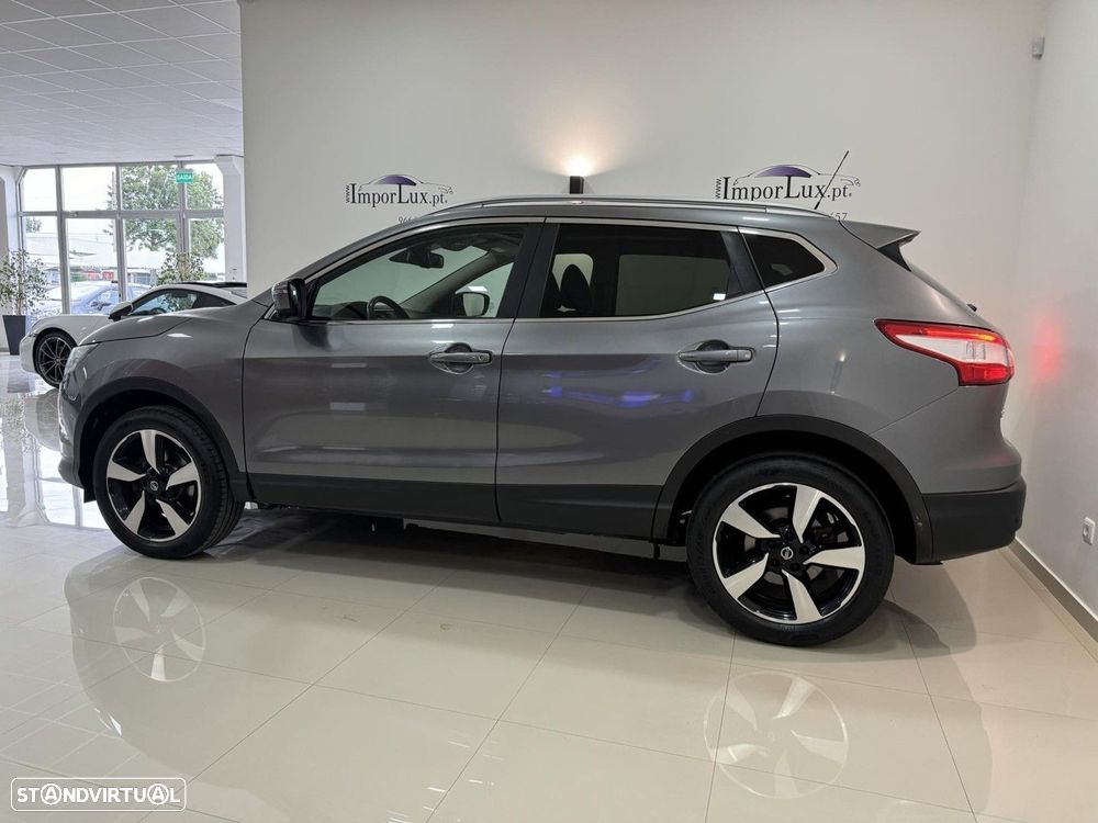 Nissan Qashqai 1.5 dCi N-Connecta - 6