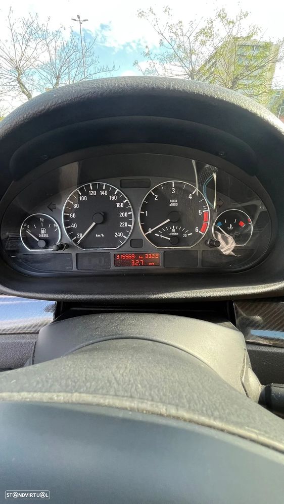 BMW 320 d 20 Anos Baviera - 12