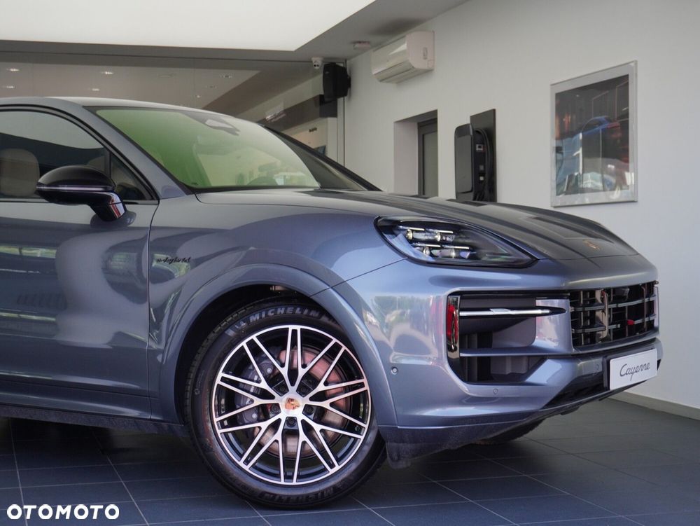 Porsche Cayenne E-Hybrid PHEV Black Edition - 3