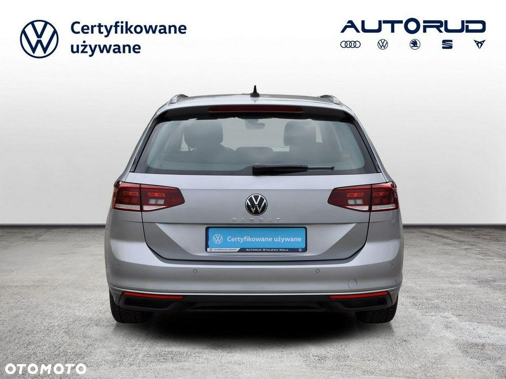 Volkswagen Passat - 6