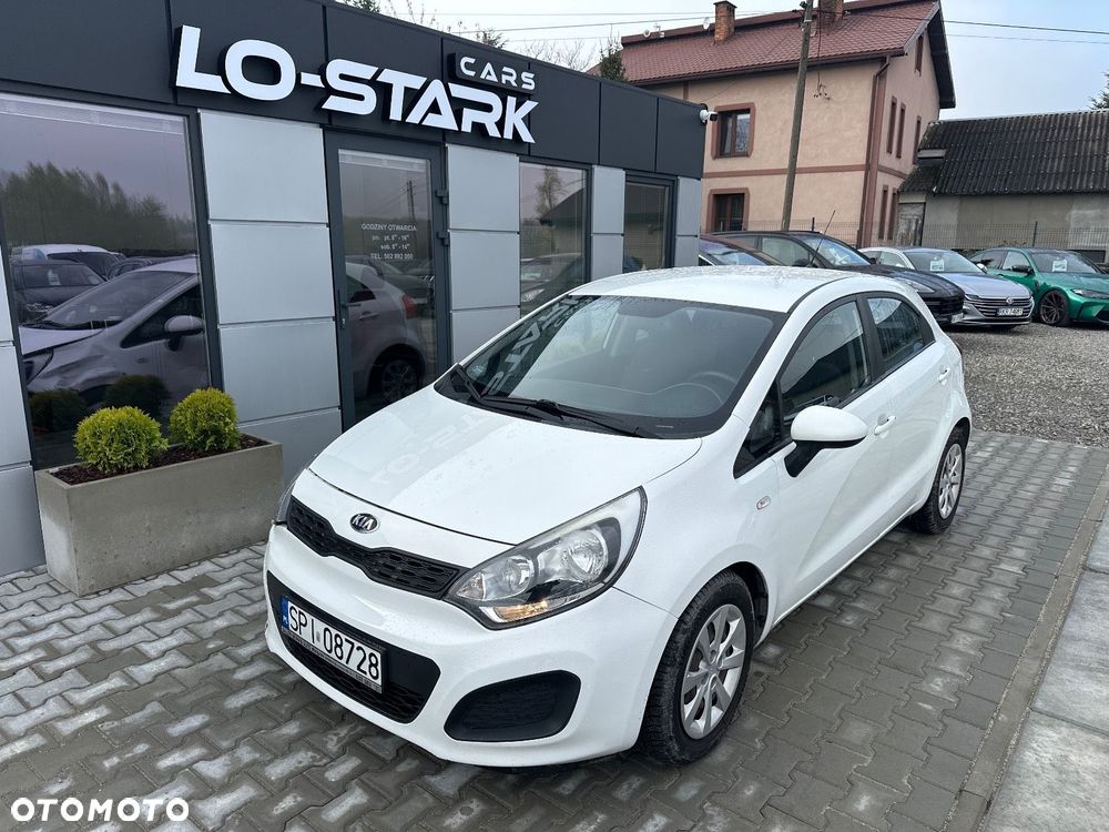 Kia Rio - 8