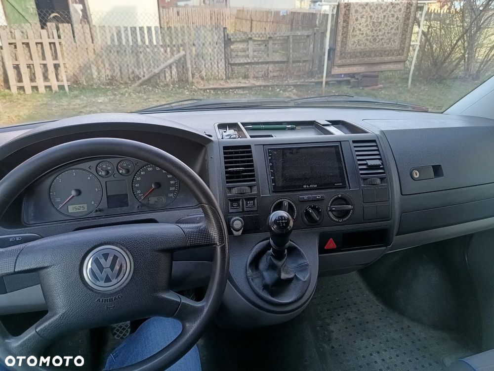 Volkswagen Transporter Shuttle Lang - 6