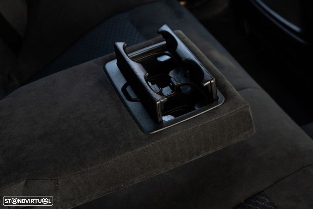 BMW 330 e iPerformance Pack M - 42