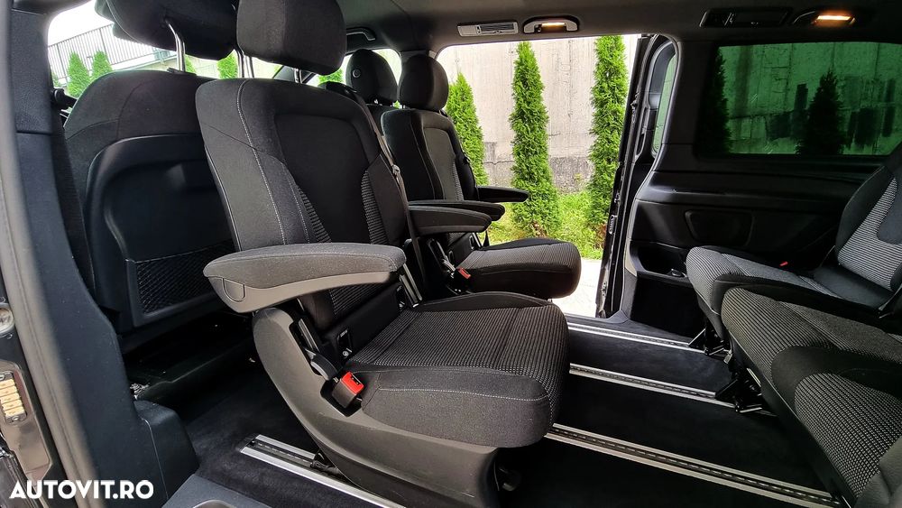 Mercedes-Benz V 220 d extralang 9G-TRONIC - 32