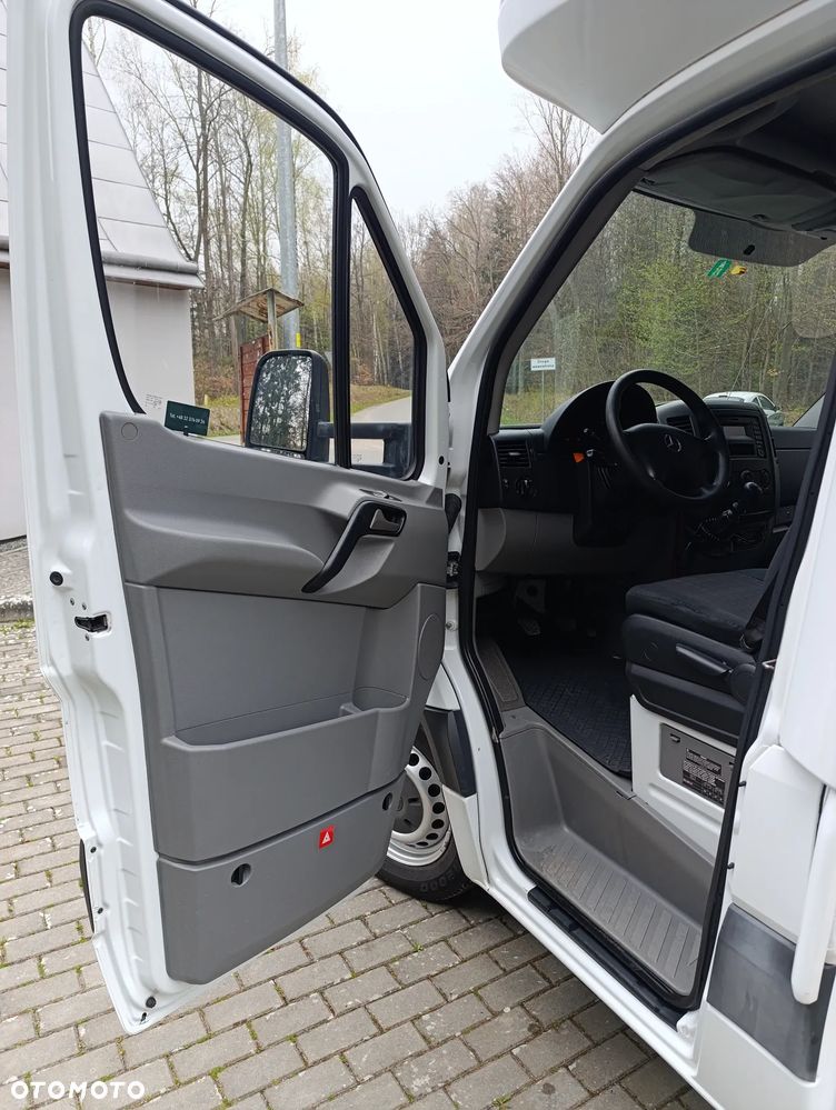 Mercedes-Benz sprinter - 29