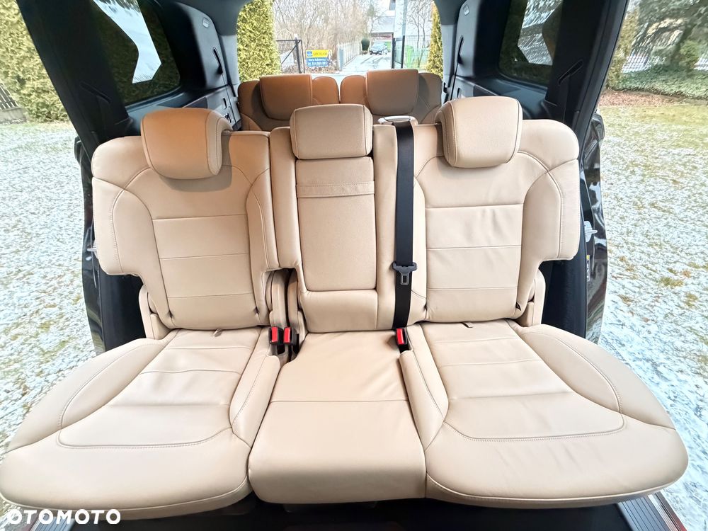 Mercedes-Benz GLS - 17
