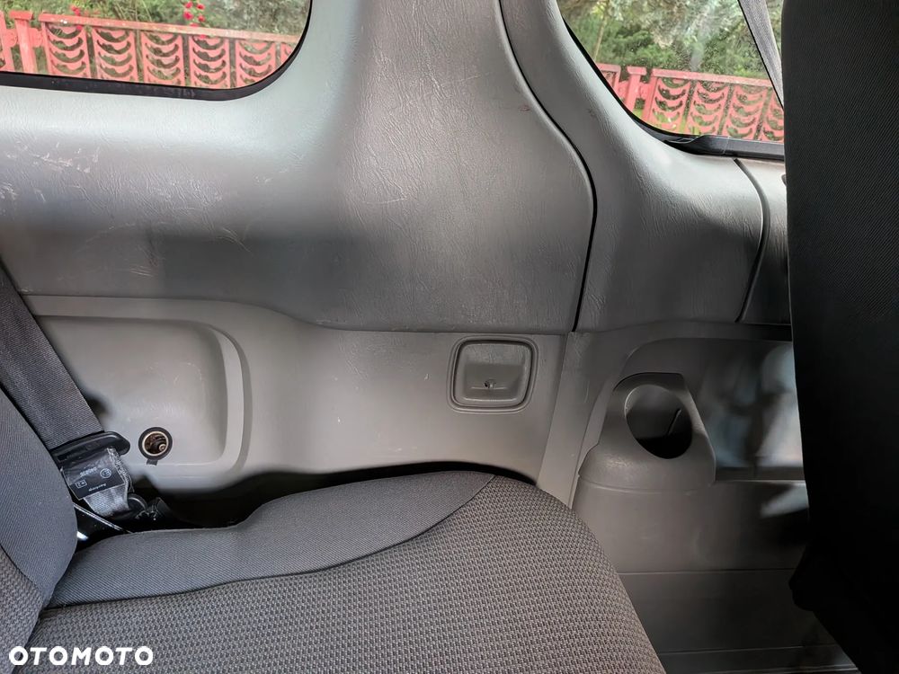 Opel Vivaro - 12