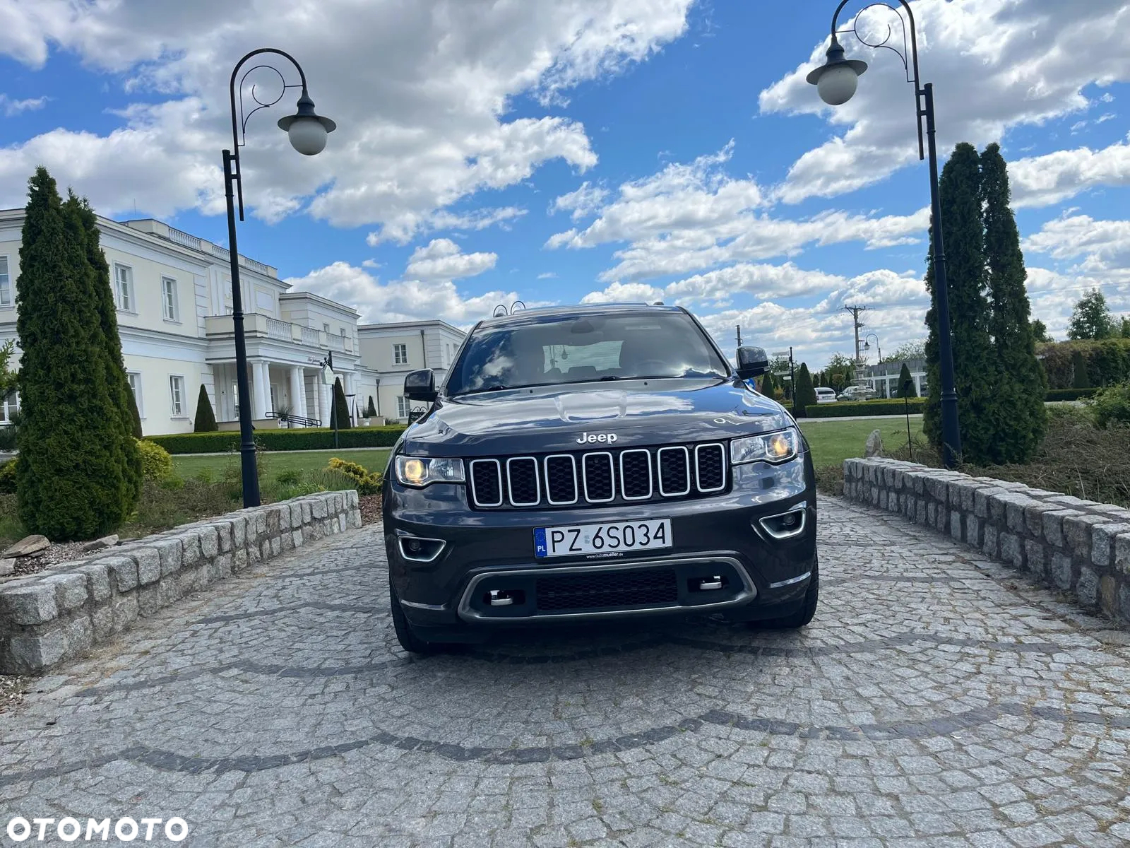 Jeep Grand Cherokee 5.7 V8 HEMI Summit - 2