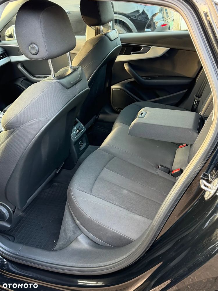 Audi A4 Limousine 1.4 TFSI S tronic - 10