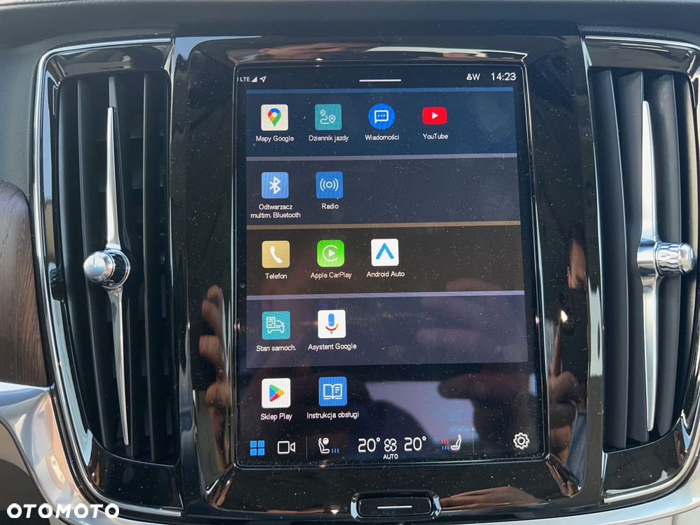 Volvo S90 - 25