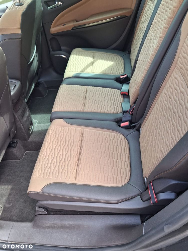 Opel Zafira - 14
