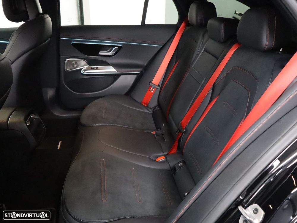 Mercedes-Benz E 53 AMG Hybrid 4Matic+ - 17
