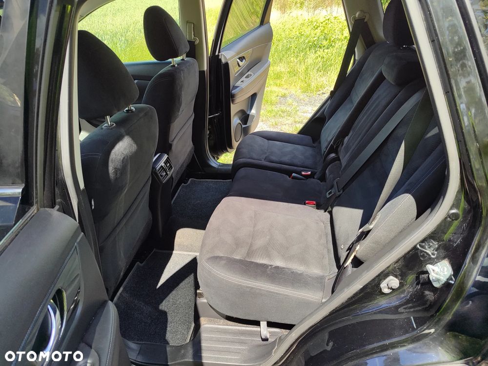 Nissan X-Trail 1.6 DCi Tekna 4WD 7os - 30