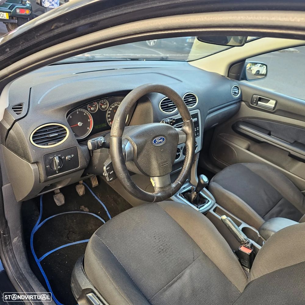 Ford Focus 1.6 TDCi Connection - 19