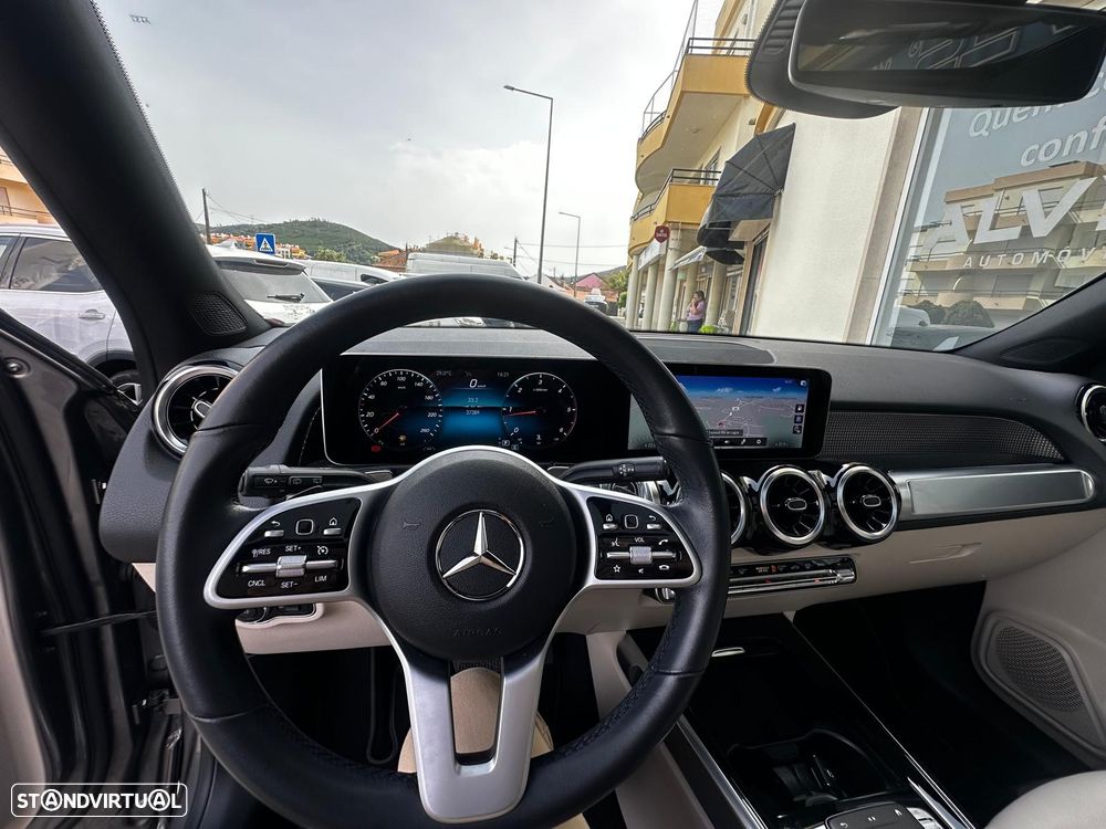 Mercedes-Benz GLB 220 d 4Matic Style - 27