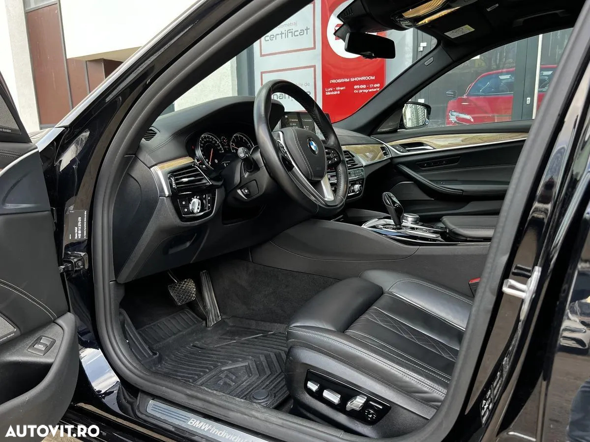 BMW Seria 5 540i xDrive AT - 13