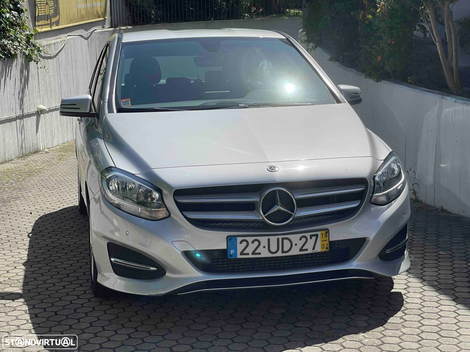 Mercedes-Benz B 180 d Urban - 2
