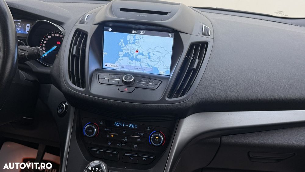 Ford Kuga - 15