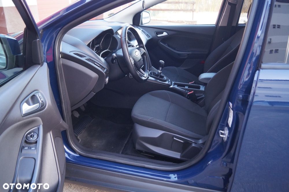 Ford Focus - 17