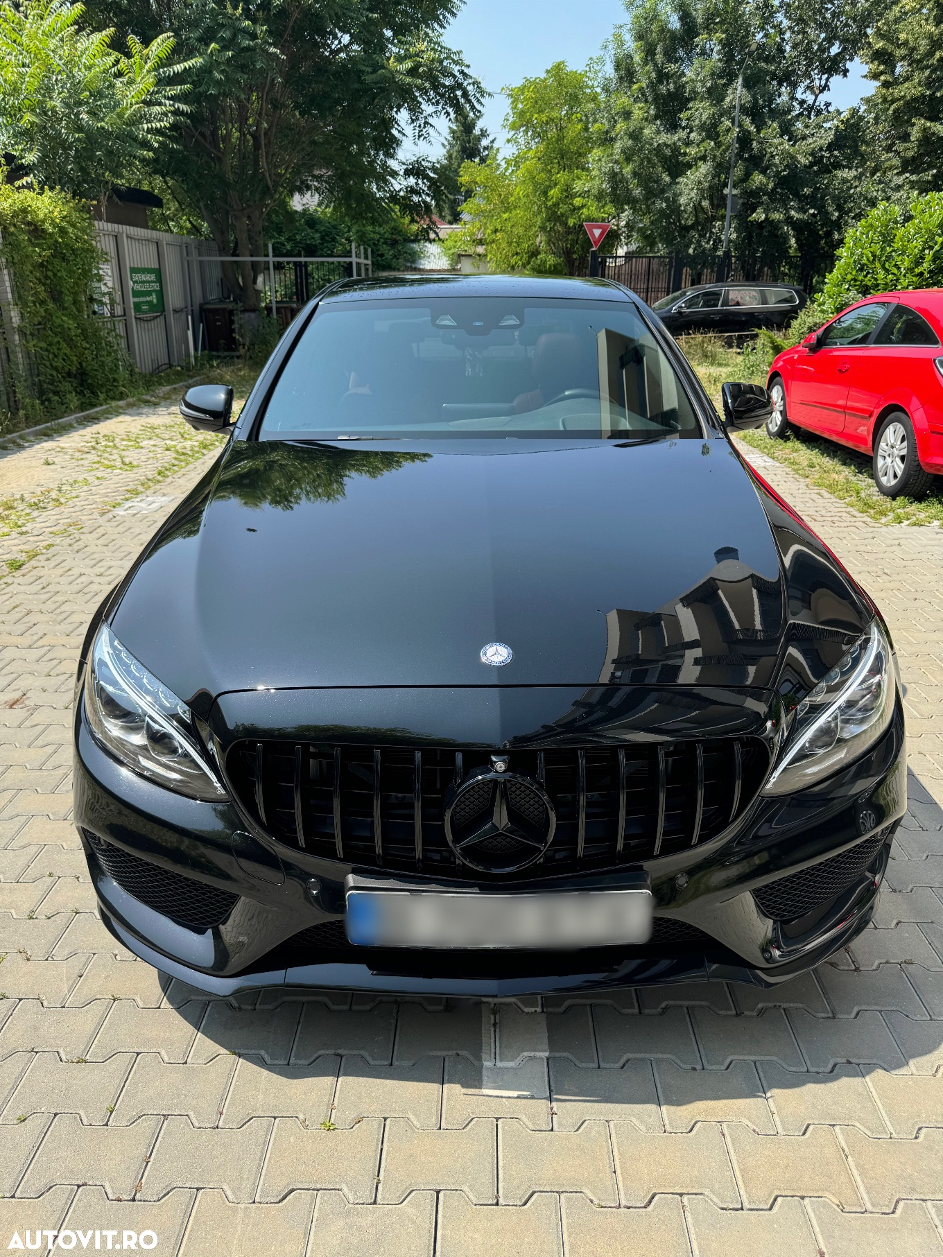 Mercedes-Benz C - 4