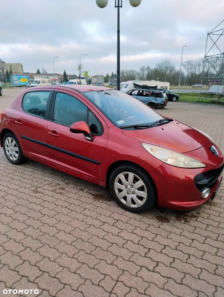Peugeot 207 - 2