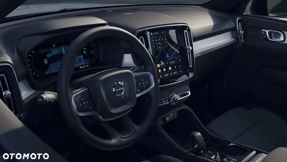 Volvo XC 40 B3 Plus Dark - 15