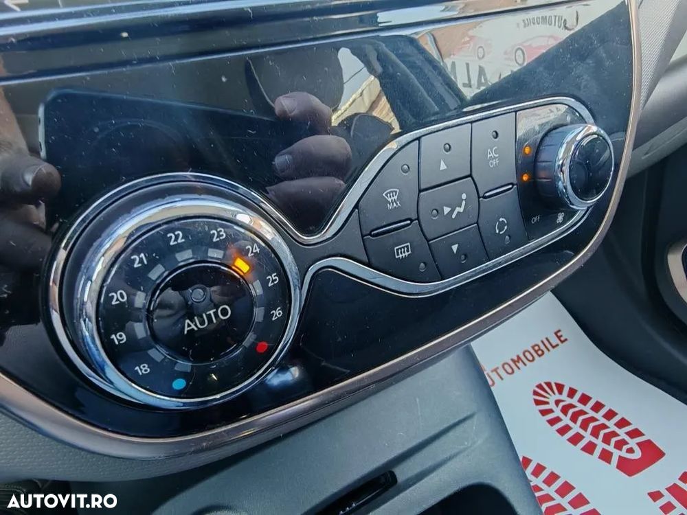 Renault Captur (ENERGY) TCe 90 BOSE EDITION - 17