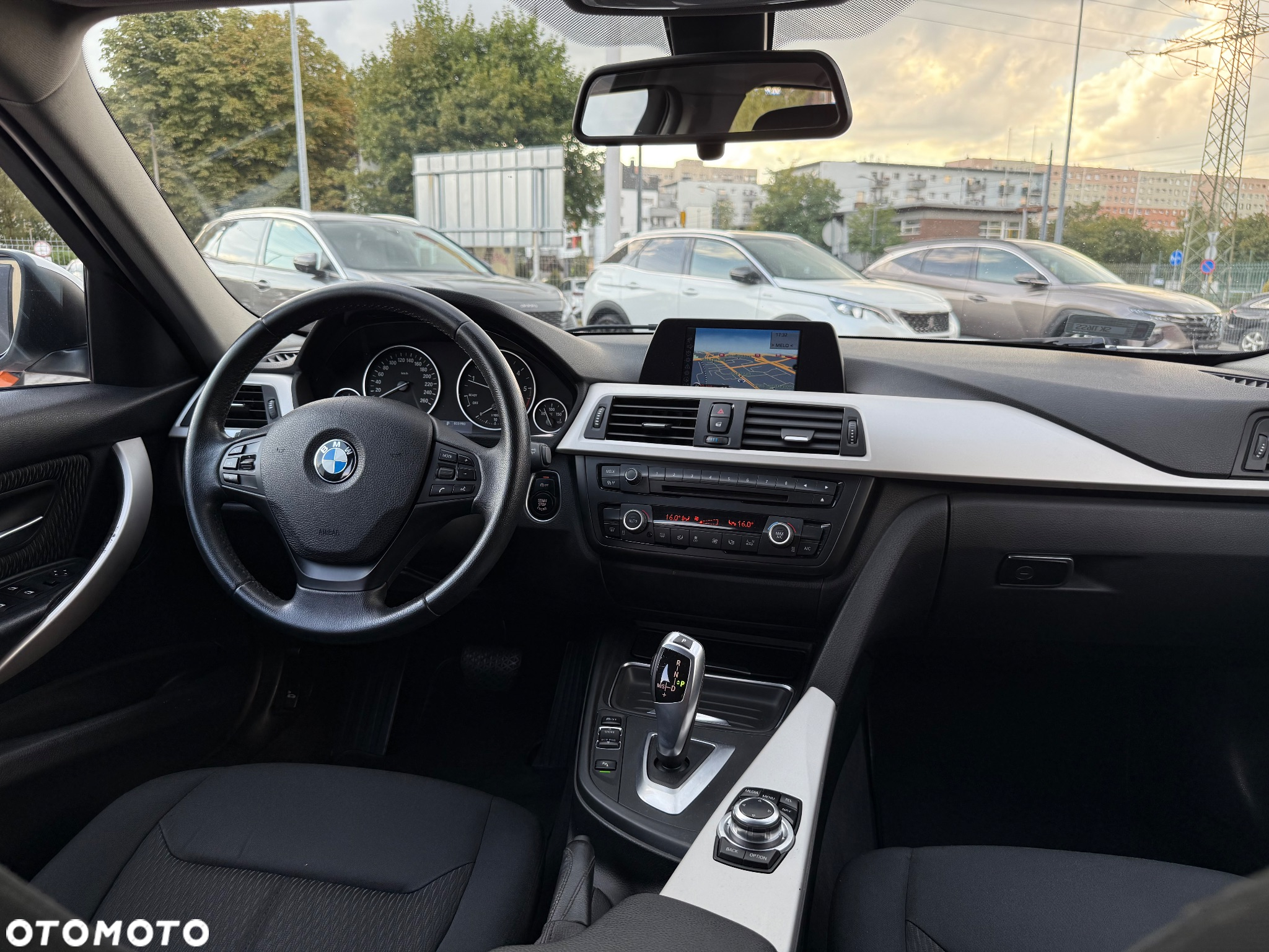 BMW Seria 3 - 35