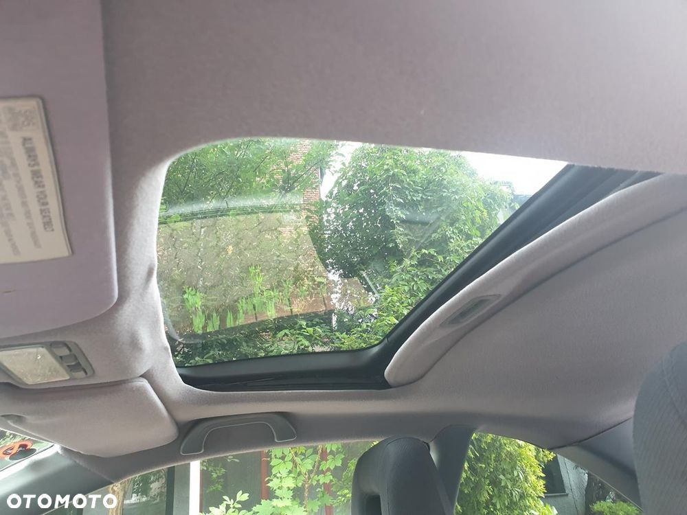 Honda Civic 1.7 ES - 13