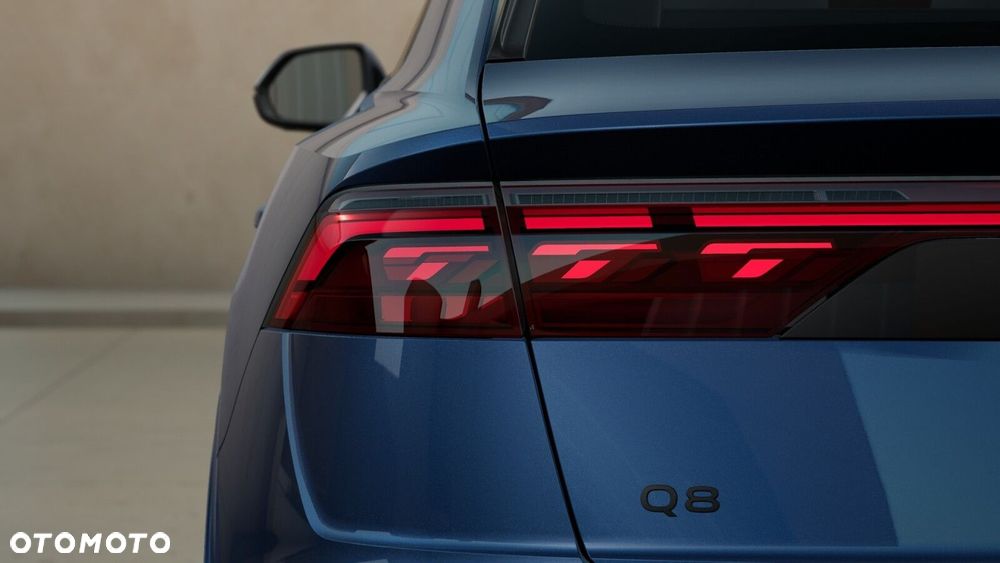 Audi Q8 - 8