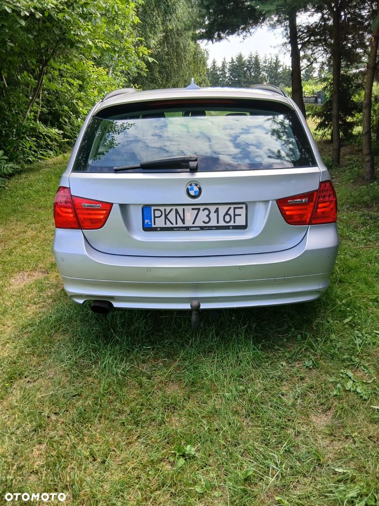 BMW Seria 3 - 10