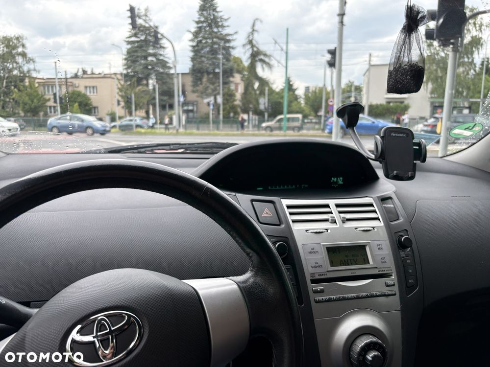 Toyota Yaris 1.0 Luna A/C - 7