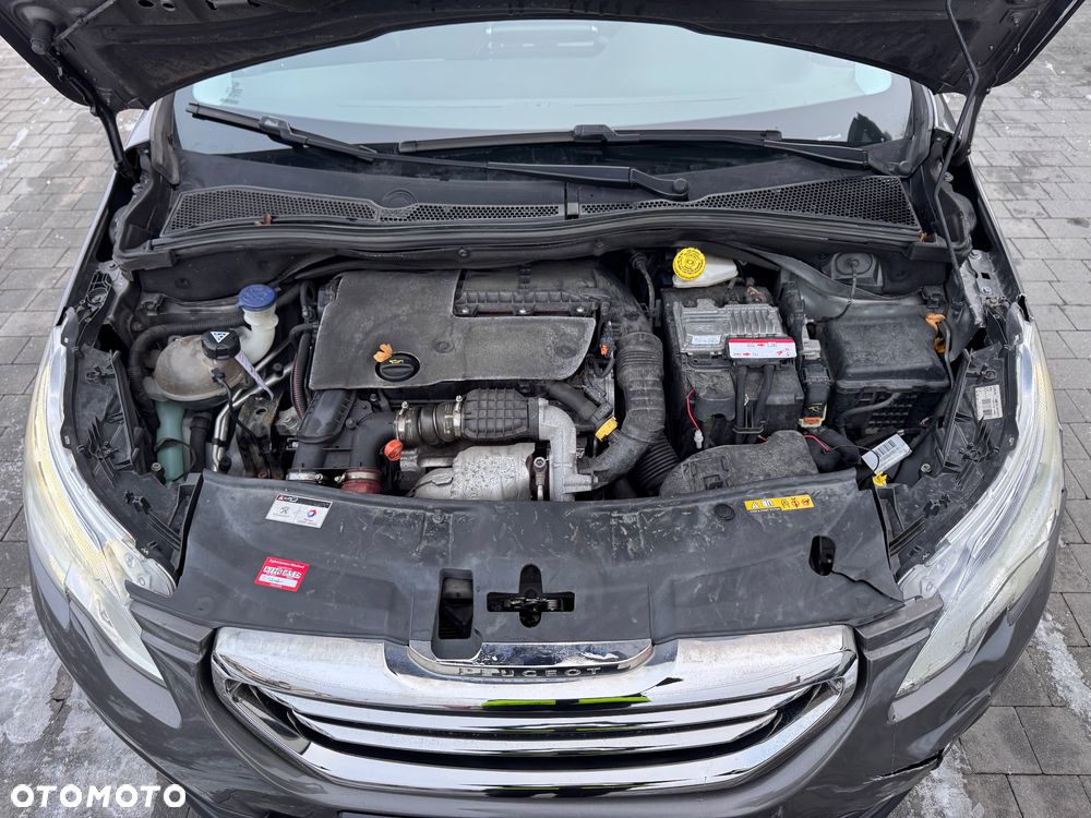 Peugeot 2008 1.6 BlueHDi Allure - 35