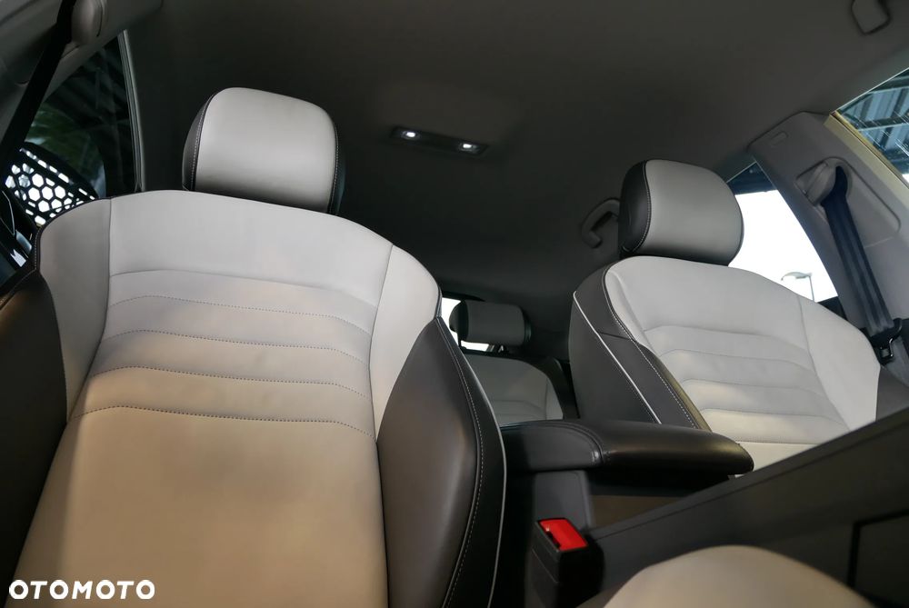 Volkswagen Arteon 2.0 TDI SCR 4Motion DSG Elegance - 30