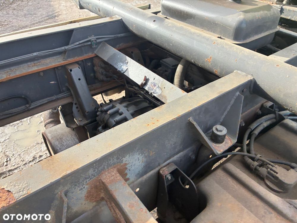 Renault Midlum 240 4x4 - 15