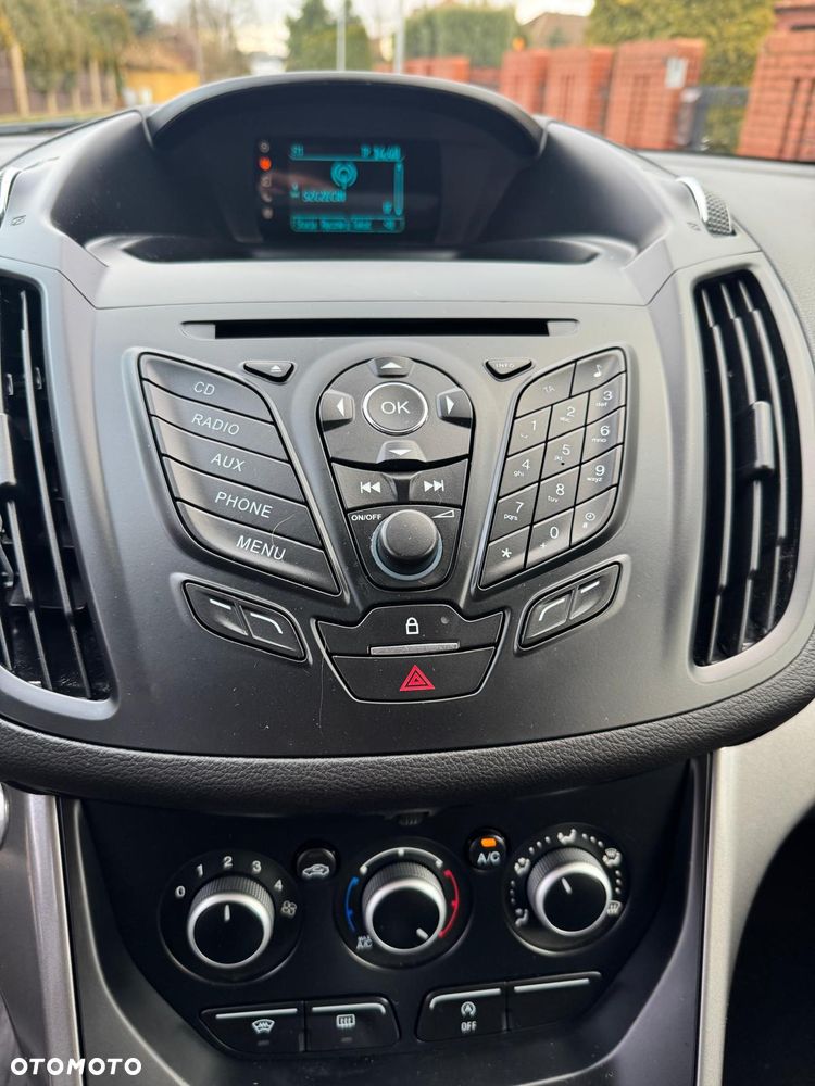 Ford Kuga - 16
