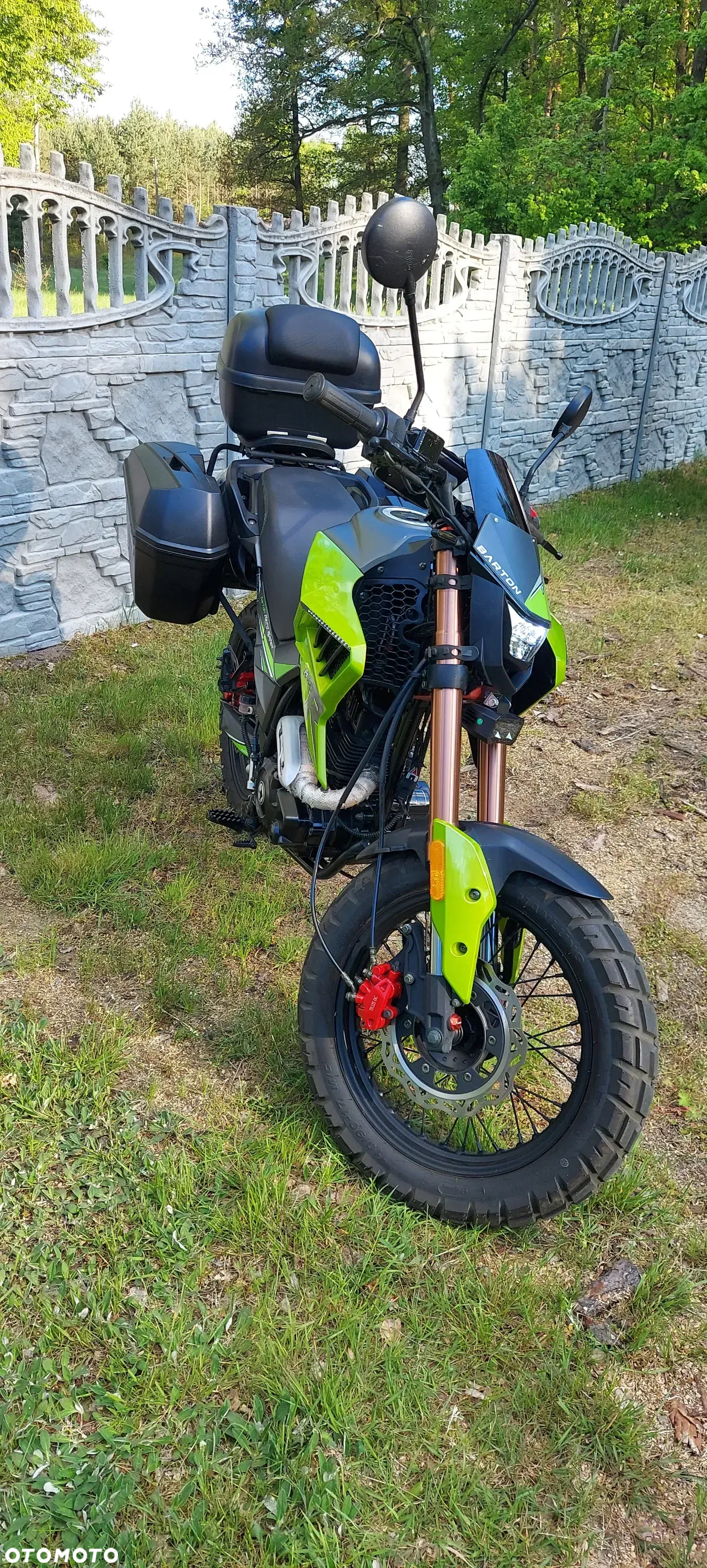 Barton Hyper