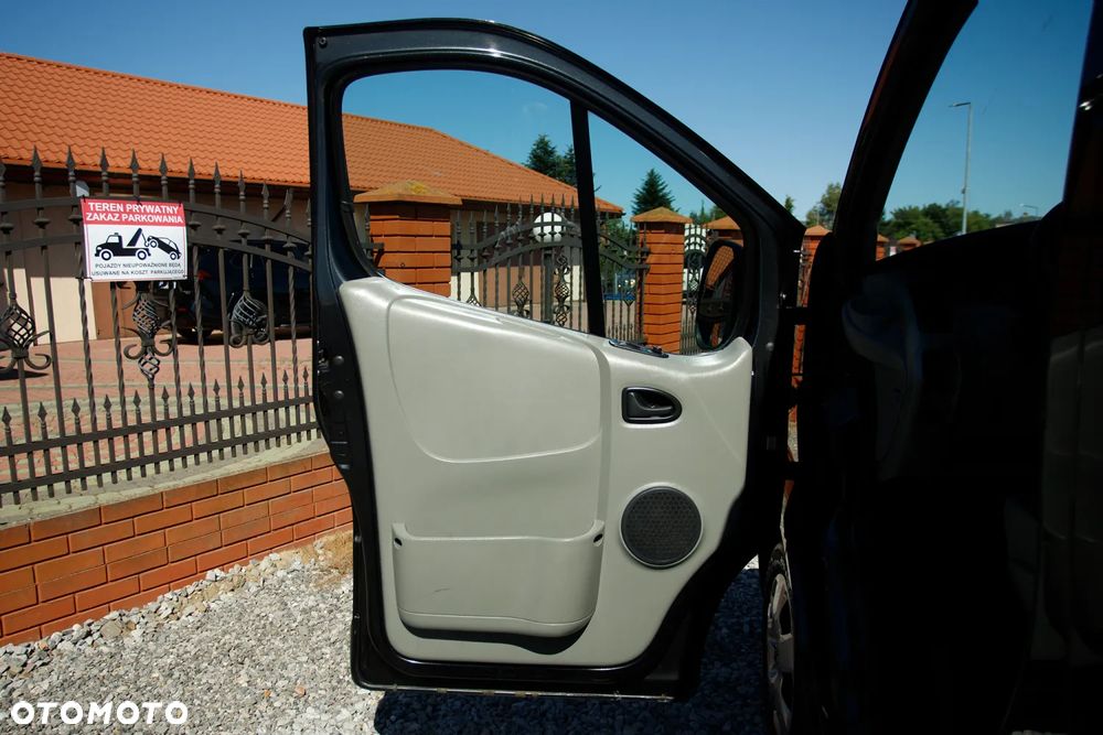Opel Vivaro - 27